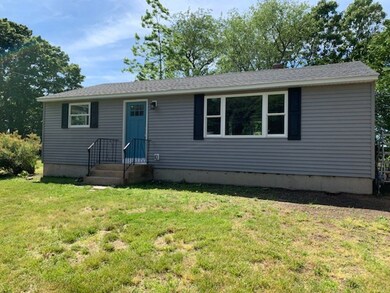 11 Sundance St, Warwick, RI 02886 - photo 2