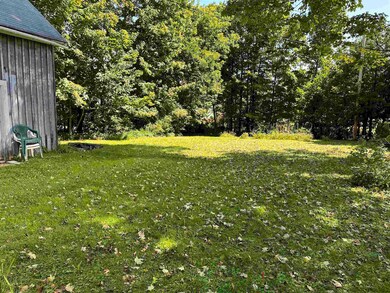 416 Summer St, Saint Johnsbury, VT 05819 - photo 5