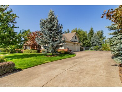 2263 Lakeview Dr, Eugene, OR 97408 - photo 3