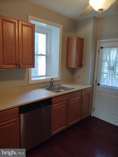 4723 Silverwood St, Philadelphia, PA 19128 - photo 7