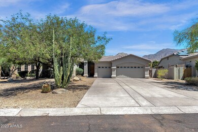 2-web-or-mls-10858-e-cosmos-cir