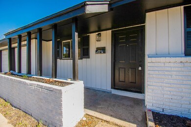 10823 Keese Dr, Houston, TX 77089 - photo 4