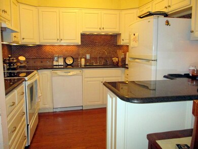 544 Orange St unit 4, MacOn, GA 31201 - photo 5