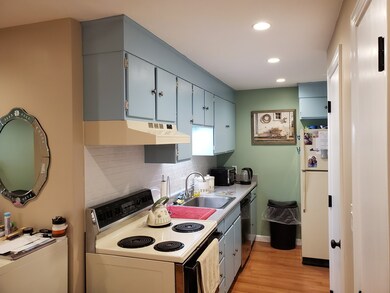 5 Turnpike Rd unit 123, Townsend, MA 01469 - photo 2