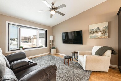 3707 Pebbleview Circle MLS-7