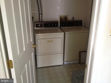 4124 Maple Path Cir, Nottingham, MD 21236 - photo 7