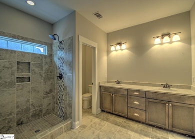 2 Plyler Dr, Greenville, SC 29617 - photo 4