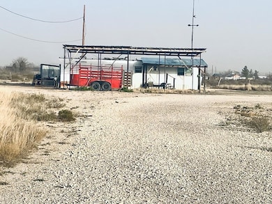 2147 N Crockett, Fort Stockton, TX 79735 - photo 7