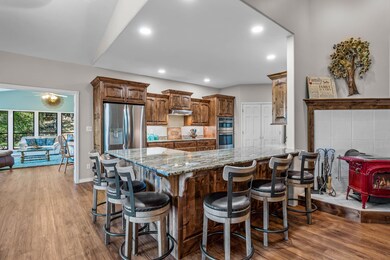 399 Plateau Ln, Kimberling City, MO 65686 - photo 6