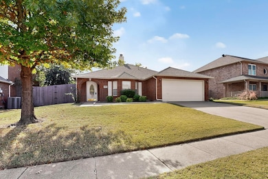 328 Cortland Cir, Roanoke, TX 76262 - photo 4