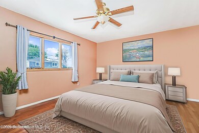 345 Milton Ave, Staten Island, NY 10306 - photo 7