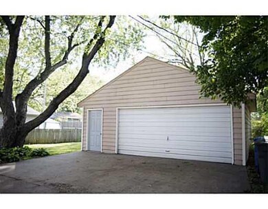 Parking Lot/Garage.