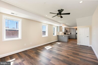 825 Hollins St unit 3, Baltimore, MD 21201 - photo 4