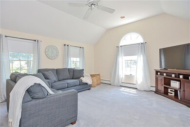 55 Rounds Ave, Providence, RI 02907 - photo 7