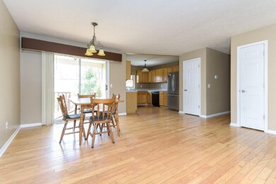 Hobbit_Circle_9021_Kalamazoo_49009-5