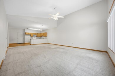 624 N Shore Dr unit 624, Detroit Lakes, MN 56501 - photo 7