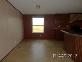 140 Hillside Dr, Troy, TX 76579 - photo 4