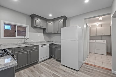 37 English St unit 1, Salem, MA 01970 - photo 3