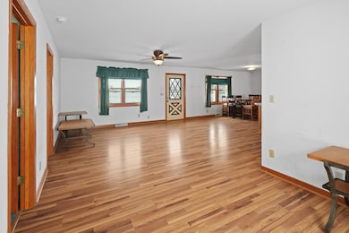 15910 County Line Rd, Sturtevant, WI 53177 - photo 4