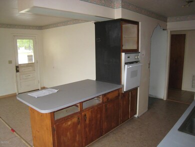 609 East Ct, Titusville, FL 32796 - photo 6