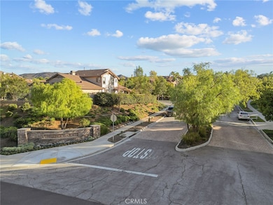 890 Lindamere Ct, Simi Valley, CA 93065 - photo 6