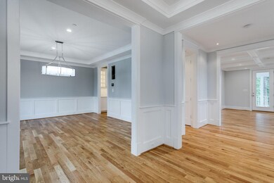 8001 Carita Ct, Bethesda, MD 20817 - photo 6