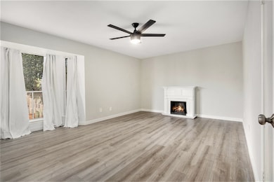 4633 Wild Indigo St unit 536, Houston, TX 77027 - photo 4