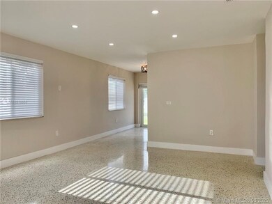 10305 NW 35th Place unit 10305, Miami, FL 33147 - photo 2