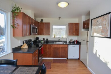 543 W 19th Ave, Anchorage, AK 99503 - photo 3