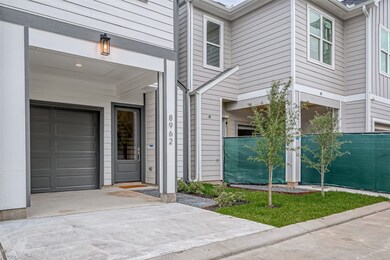 8962 Zurcher Ln, Houston, TX 77080 - photo 3
