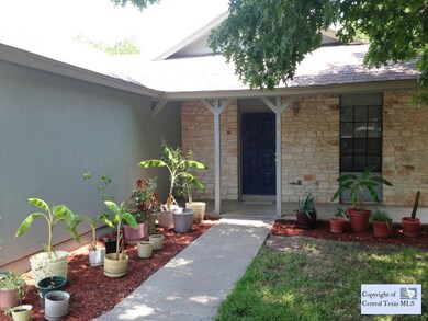 121 Park Dr S, Kyle, TX 78640 - photo 2