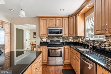 3135 Queensberry Dr, Huntingtown, MD 20639 - photo 4