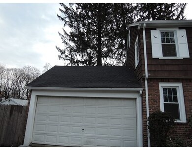 7 Neptune Ave, West Springfield, MA 01089 - photo 2