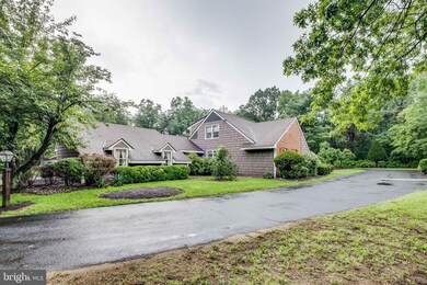 636 Mount Laurel Rd, Mount Laurel, NJ 08054 - photo 2