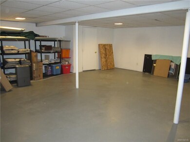 7183 Nickett Dr, North Tonawanda, NY 14120 - photo 4