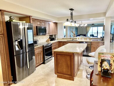 Kitchen with views and Breakfast bar