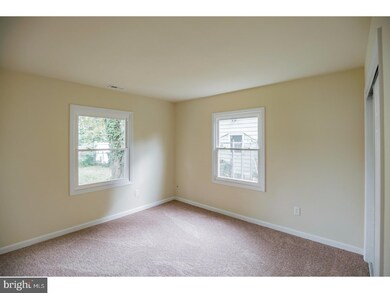 21 Poplar Ln, Willingboro, NJ 08046 - photo 7