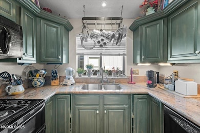 3945 Falling Water Dr, Reno, NV 89519 - photo 7