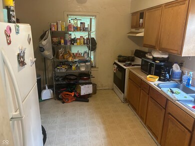 2740 E 37th St, Indianapolis, IN 46218 - photo 4