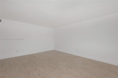 631 Jefferson Ave unit 504, Miami Beach, FL 33139 - photo 5