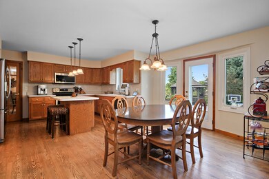 4907 Clearwater Ln, Naperville, IL 60564 - photo 2