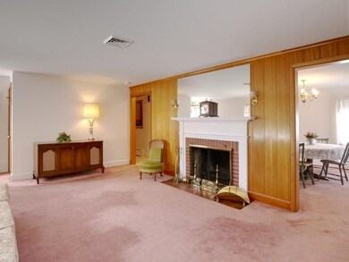 77 Colonial Rd, Lawrence, MA 01843 - photo 5