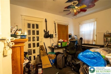 719 N 11th St, Allentown, PA 18102 - photo 7