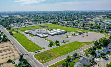 540 S Valley Dr, Nampa, ID 83686 - photo 7