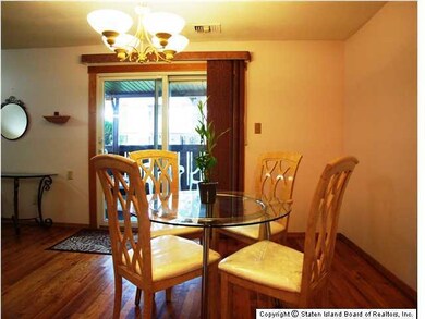 112 Timber Ridge Dr unit 112, Staten Island, NY 10306 - photo 7