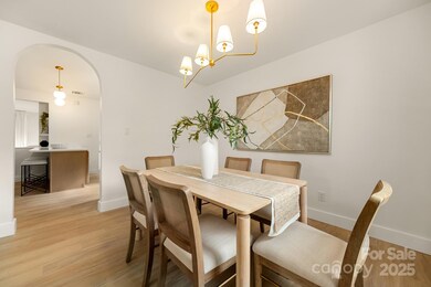 6815 Old Post Rd, Charlotte, NC 28212 - photo 7