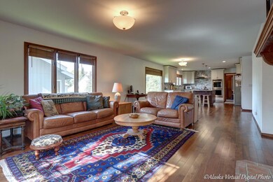 Family Room:Kitchen
