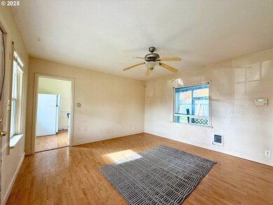 3102 Garfield St, Longview, WA 98632 - photo 5