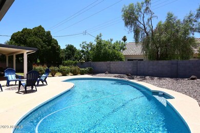 Pool2