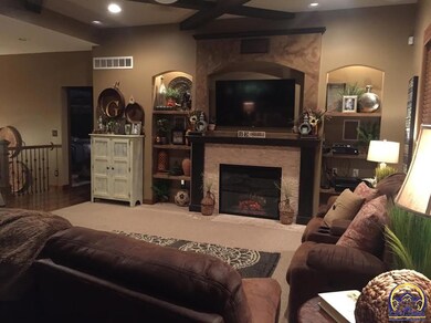 3311 SW 44th Terrace, Topeka, KS 66610 - photo 4